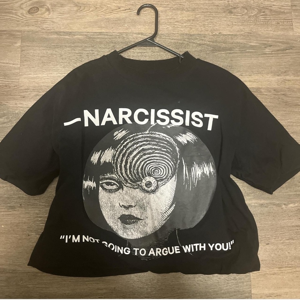 Black Graphic Tee - Short Sleeve